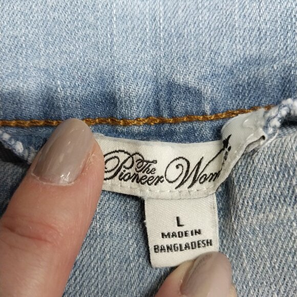 3784 Size Large Upcycled Pioneer Woman Pull On Pants. - Picture 6 of 7